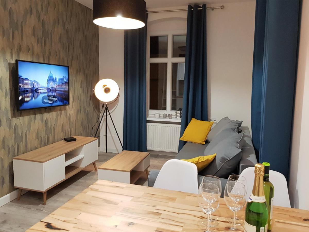 Apartament Przy Placu Piastowskim يلينيا غورا المظهر الخارجي الصورة