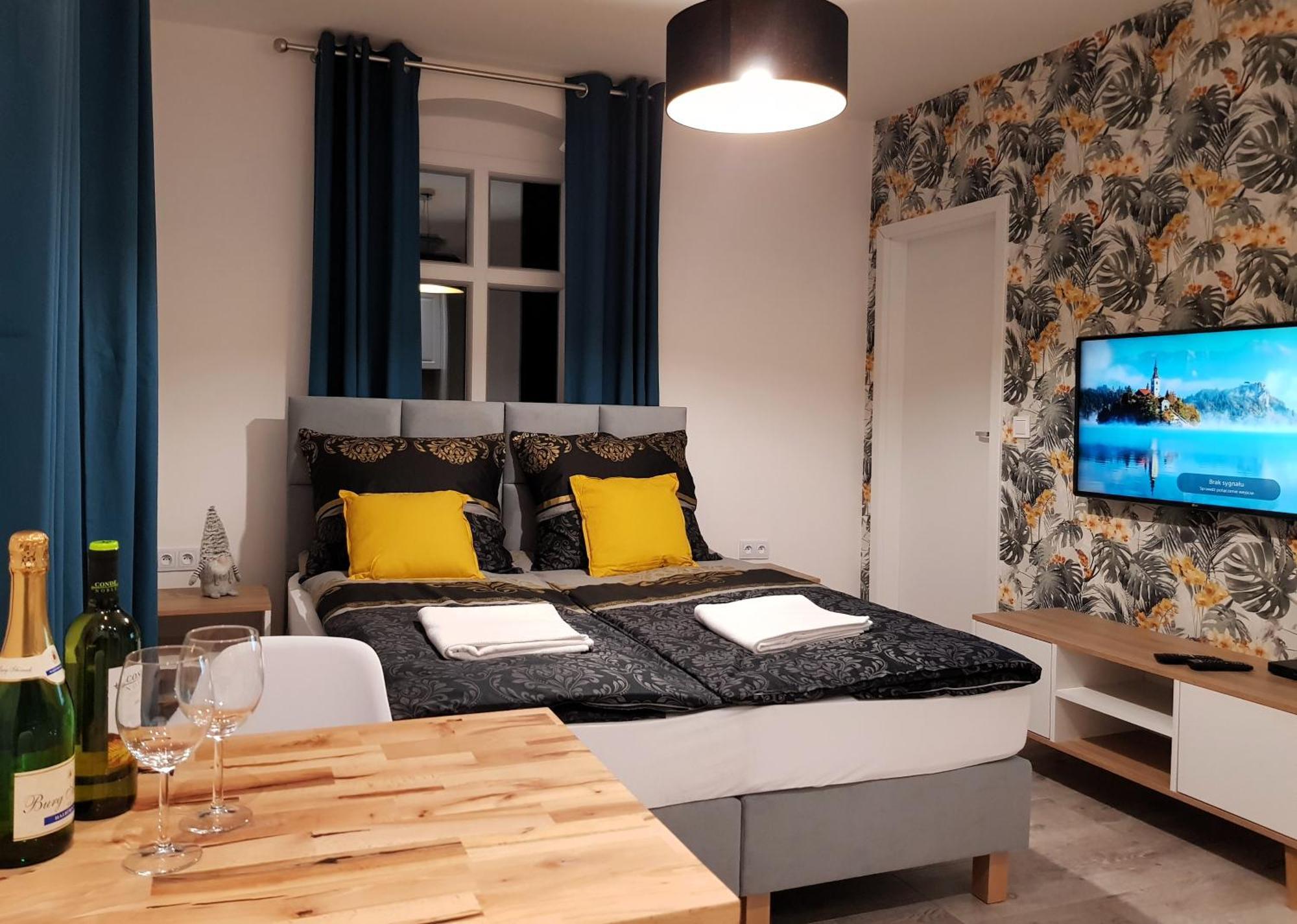 Apartament Przy Placu Piastowskim يلينيا غورا المظهر الخارجي الصورة